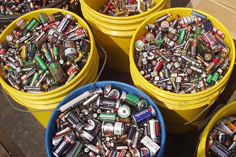 南陵三里上门回收铁锂电池,超威CHILWEE旧电池回收|UPS蓄电池回收价格